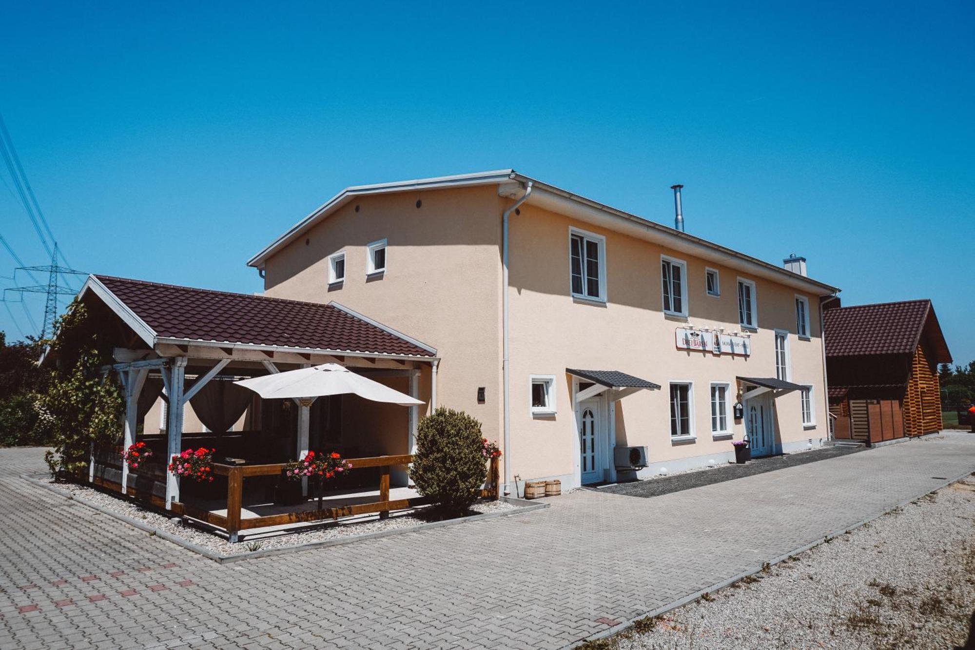 Drei Baeren Inn Aichach Kültér fotó